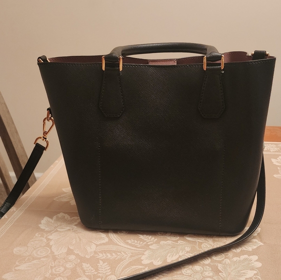 Large Michael Kors Greenwich Satchel (Black) - Picture 5 of 8